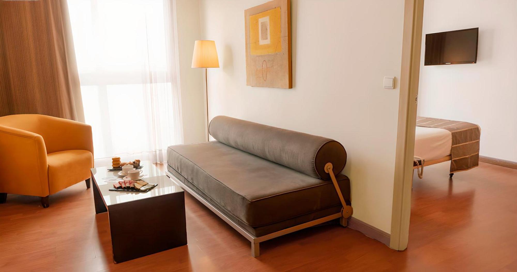 Vertice Sevilla Екстер'єр фото